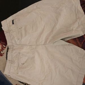 Abercrombie and Fitch khaki shorts size 36